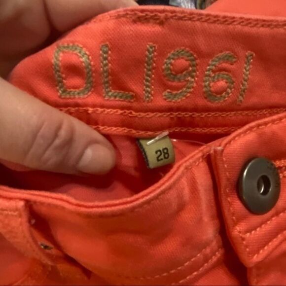 DL1961 Emma Leggings in spring wash coral Color Printed Skinny Jeans size 28 - Picture 10 of 15